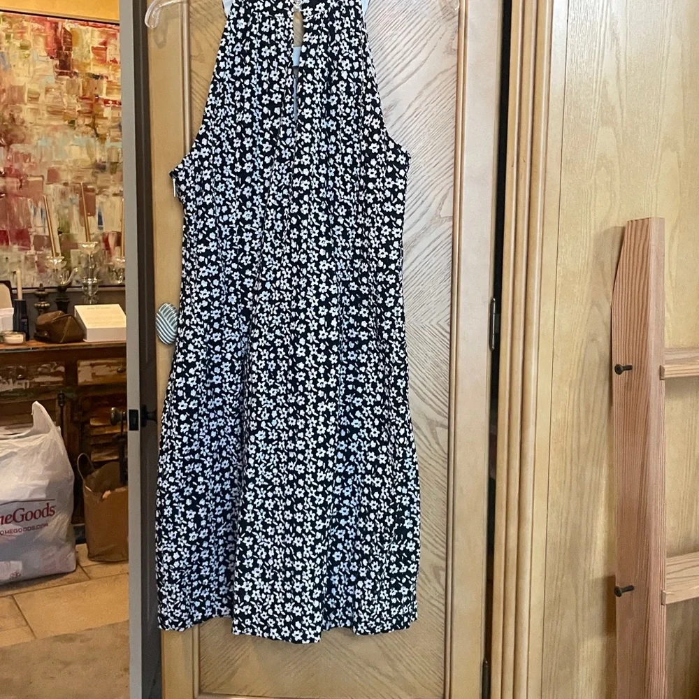 Karl lagerfeld black and white sleeveless eyelet dress size 8 - Picture 6 of 7